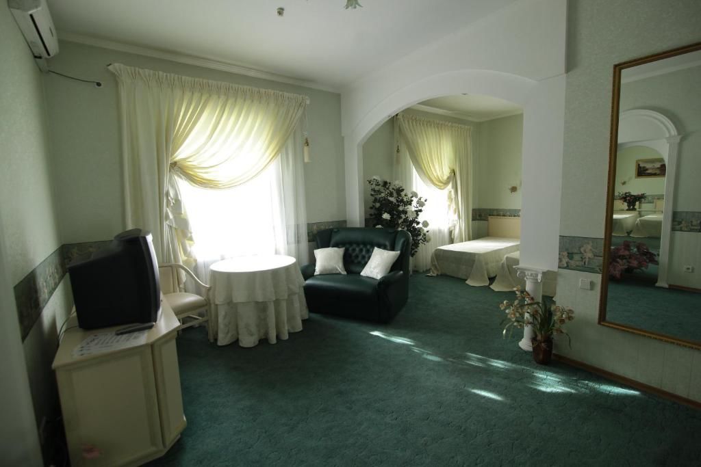 Отель Korall Николаев