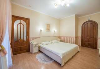 Отель Korall Николаев Полулюкс-5