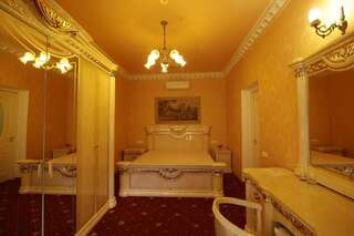 Отель Korall Николаев Люкс-15