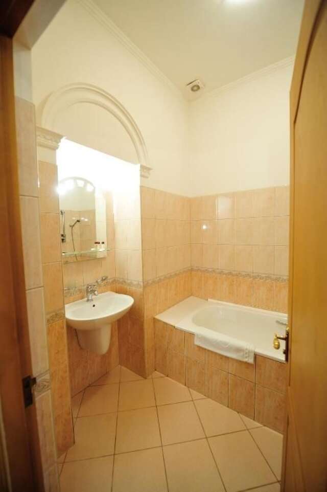 Отель Korall Николаев-54